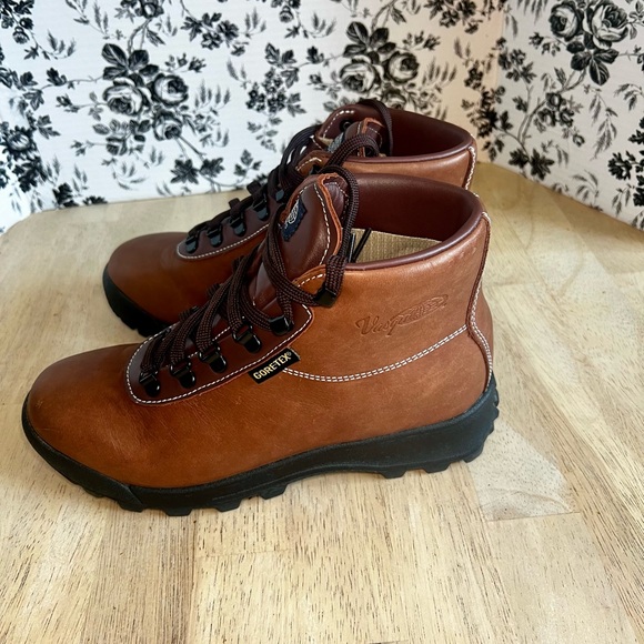 NEW Size 8 Men’s Sundowner GTX Waterproof Hiking Boot - Picture 9 of 14